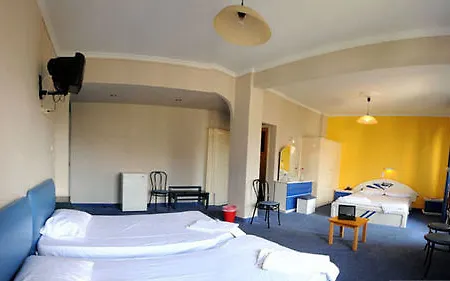 Soho Hotel 2*